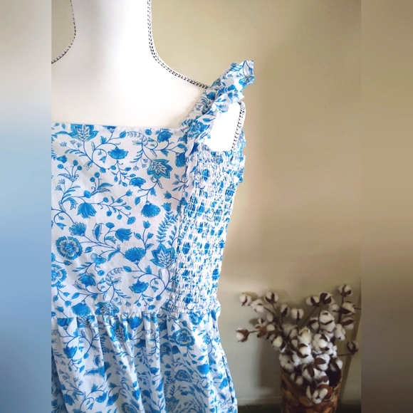 Draper James Floral Blue Sleeveless Dress~ Size: S - Picture 8 of 9